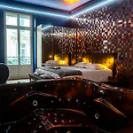 Le Voluptueux - Sauna - Jacuzzi - Centre-ville Appartement