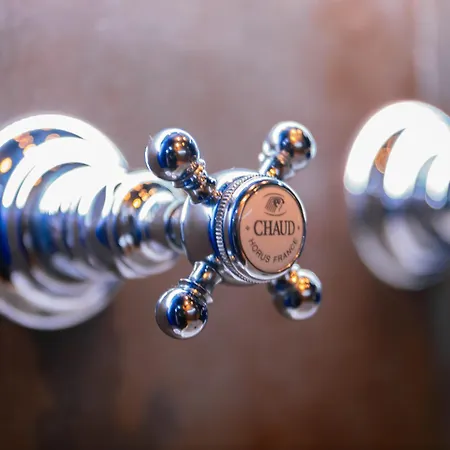 Le Voluptueux - Sauna - Jacuzzi - Centre-ville Apartament *