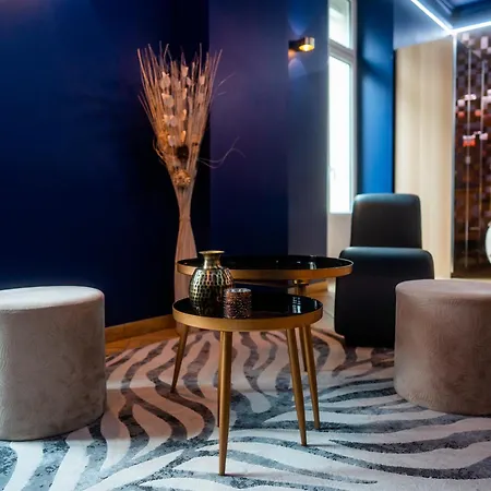 Le Voluptueux - Sauna - Jacuzzi - Centre-ville Apartmán Angers