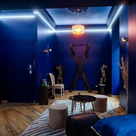 Apartament Le Voluptueux - Sauna - Jacuzzi - Centre-ville *