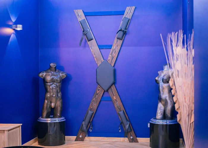 Le Voluptueux - Sauna - Jacuzzi - Centre-ville Apartamento Angers